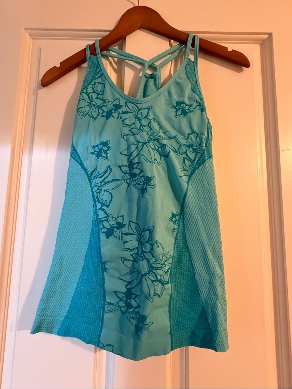 Zella Aqua Strappy Athletic Tank